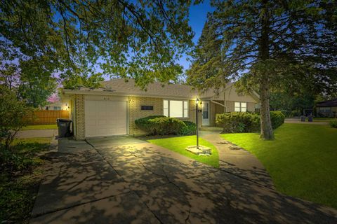Tiny photo for 615 E 156th Place, South Holland, IL 60473 (MLS # 12505613)