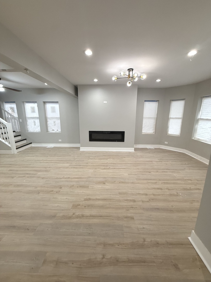 8219 S Honore Street