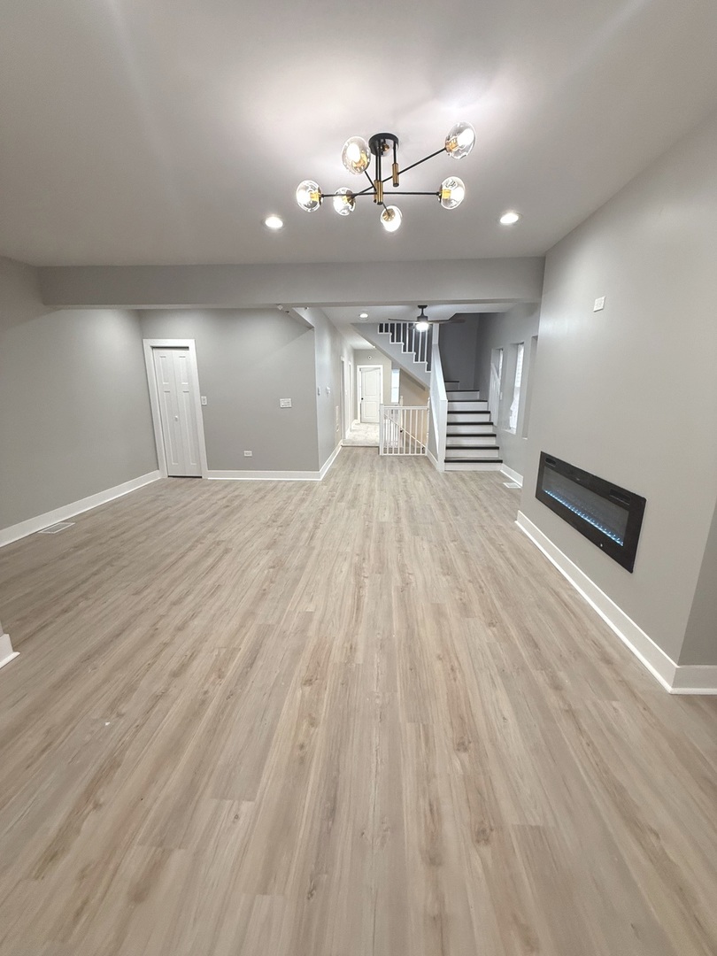 8219 S Honore Street