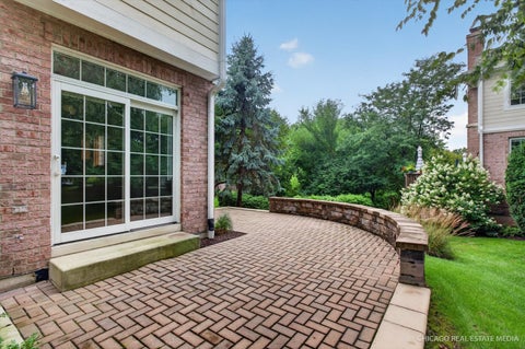 Tiny photo for 790 Parkview Court, Glen Ellyn, IL 60137 (MLS # 12787097)