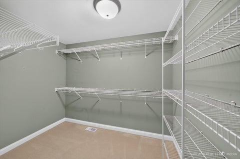 Tiny photo for 790 Parkview Court, Glen Ellyn, IL 60137 (MLS # 12787097)