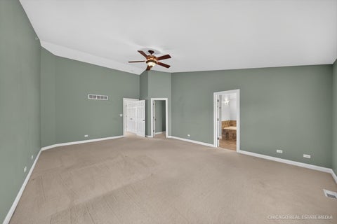 Tiny photo for 790 Parkview Court, Glen Ellyn, IL 60137 (MLS # 12787097)