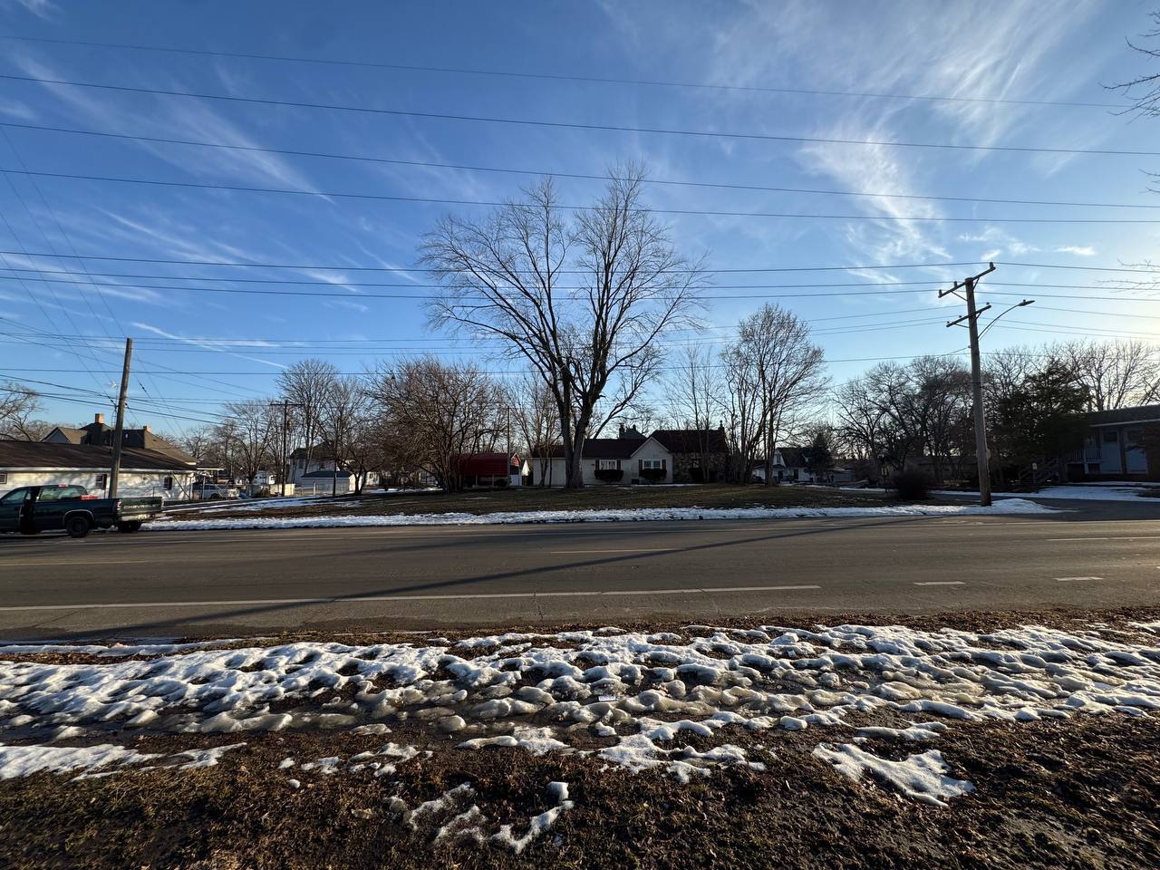 608 W Fairchild Street