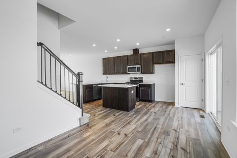 Tiny photo for 103 Harvest Lane, West Dundee, IL 60118 (MLS # 12431611)