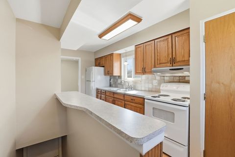 Tiny photo for 1S300 Stratford Lane, Villa Park, IL 60181 (MLS # 12601548)