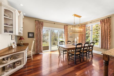 Tiny photo for 4804 Northcott Avenue, Downers Grove, IL 60515 (MLS # 12490393)