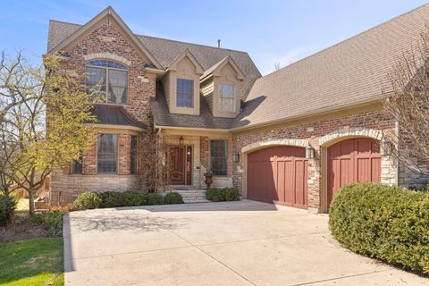 Tiny photo for 4804 Northcott Avenue, Downers Grove, IL 60515 (MLS # 12490393)