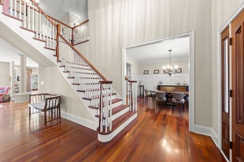 Tiny photo for 4804 Northcott Avenue, Downers Grove, IL 60515 (MLS # 12490393)