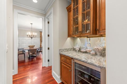 Tiny photo for 4804 Northcott Avenue, Downers Grove, IL 60515 (MLS # 12490393)