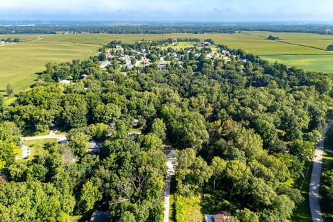 Tiny photo for 3303 Valley Drive, Geneseo, IL 61254 (MLS # 12579507)