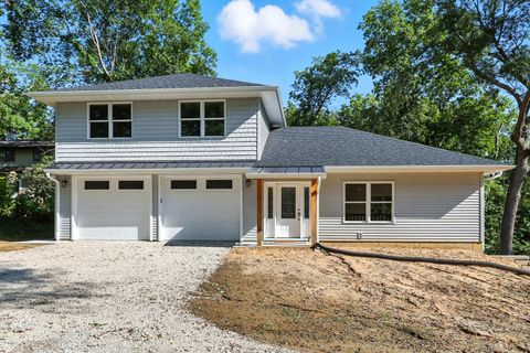 Photo of 3303 Valley Drive, Geneseo, IL 61254 (MLS # 12579507)