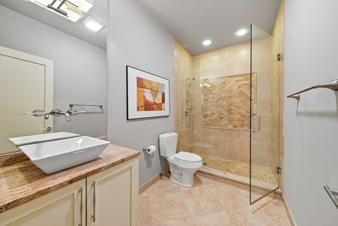 Tiny photo for 4029 S Ellis Avenue #2S, Chicago, IL 60653 (MLS # 12497913)