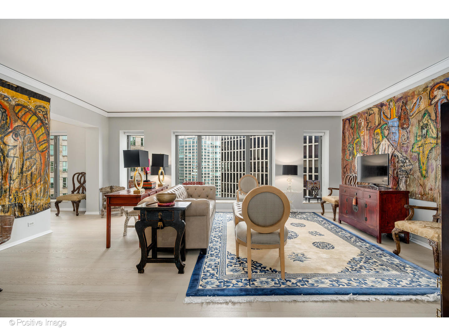 950 N MICHIGAN Avenue 2901