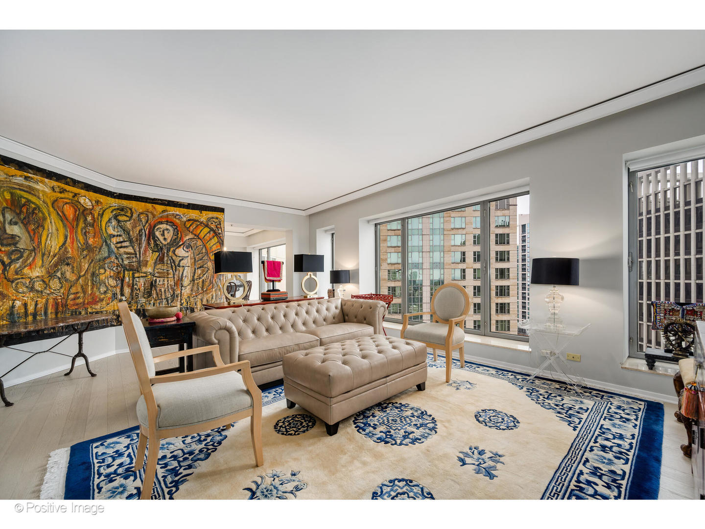 950 N MICHIGAN Avenue 2901