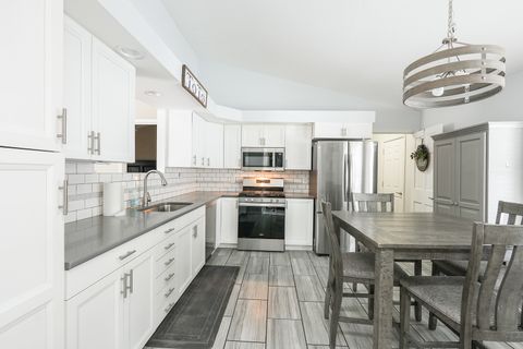 Tiny photo for 550 MEADOWS Road S, Bourbonnais, IL 60914 (MLS # 12532301)