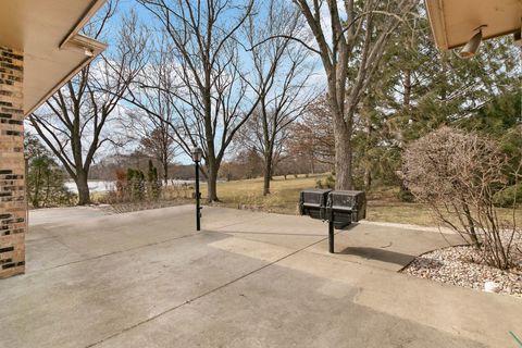 A home in South Barrington