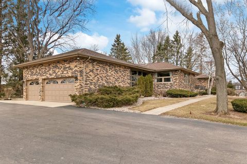 A home in South Barrington