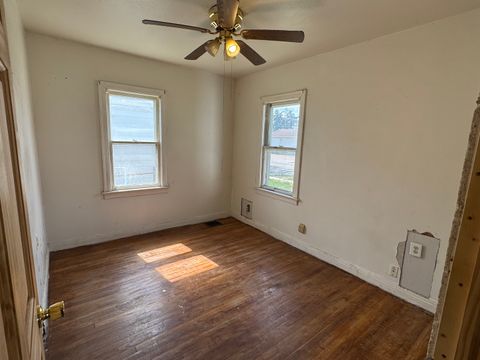 Tiny photo for 611 S Elsie Avenue, Davenport, IA 52802 (MLS # 12614742)