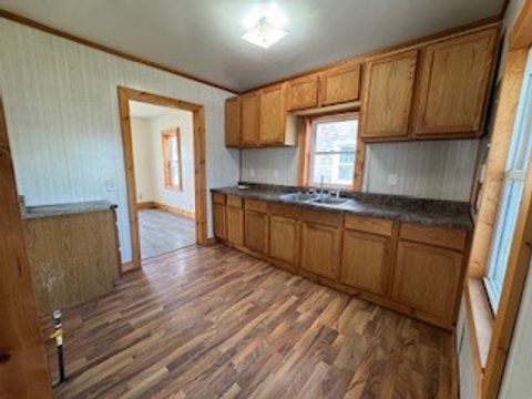 Tiny photo for 611 S Elsie Avenue, Davenport, IA 52802 (MLS # 12614742)