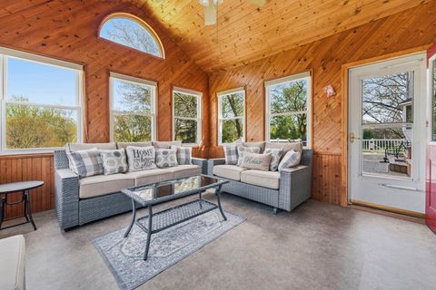 Tiny photo for 4218 Billingsgate Lane, Woodstock, IL 60098 (MLS # 12620458)