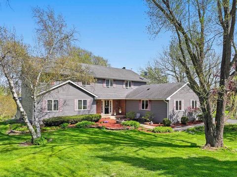 4218 Billingsgate Lane Woodstock IL 60098