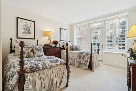 Tiny photo for 219 E Lake Shore Drive #8C, Chicago, IL 60611 (MLS # 12496391)