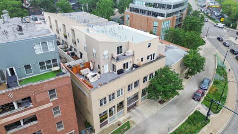 Tiny photo for 1834 Ridge Avenue #102, Evanston, IL 60201 (MLS # 12733039)