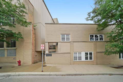 Tiny photo for 1834 Ridge Avenue #102, Evanston, IL 60201 (MLS # 12733039)