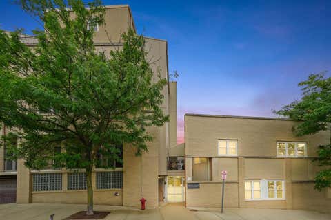 Tiny photo for 1834 Ridge Avenue #102, Evanston, IL 60201 (MLS # 12733039)