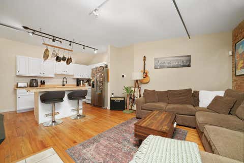 Tiny photo for 1834 Ridge Avenue #102, Evanston, IL 60201 (MLS # 12733039)