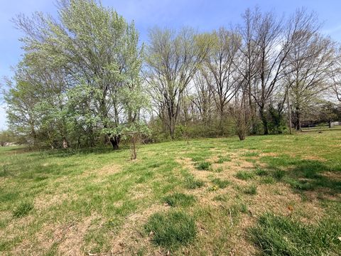 Tiny photo for 2424 Business Highway 13 Route, Murphysboro, IL 62966 (MLS # 12616663)