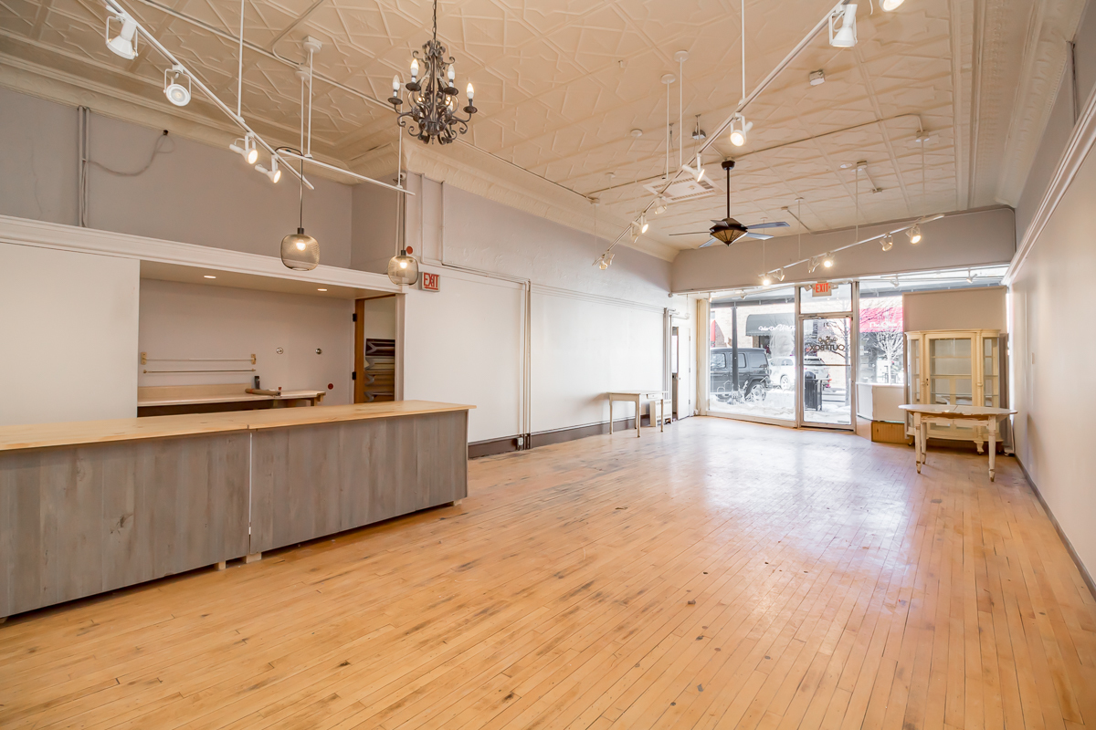 71 N Williams Street