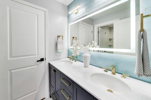Tiny photo for 1133 Fortuna Avenue, Park Ridge, IL 60068 (MLS # 12648498)