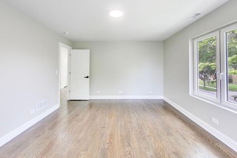 Tiny photo for 1133 Fortuna Avenue, Park Ridge, IL 60068 (MLS # 12648498)