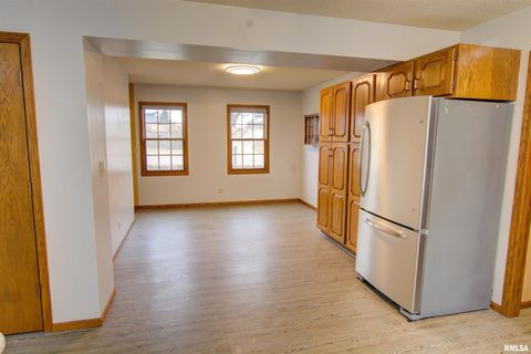 Tiny photo for 591 BreezyPointe Drive, Clinton, IA 52732 (MLS # QC4259920)