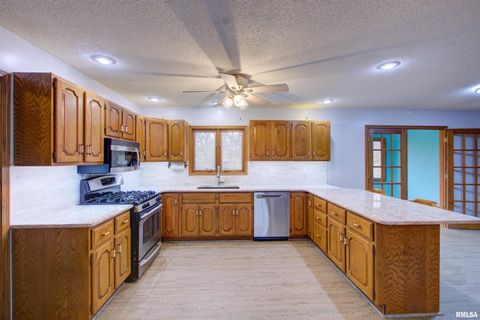 Tiny photo for 591 BreezyPointe Drive, Clinton, IA 52732 (MLS # QC4259920)