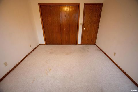 Tiny photo for 591 BREEZY POINT Drive, Clinton, IA 52732 (MLS # QC4259920)