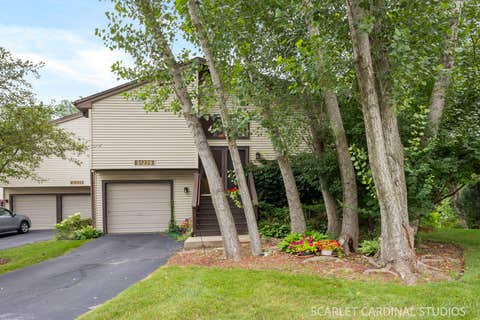 Photo of 3S279 Briarwood Drive, Warrenville, IL 60555 (MLS # 12727420)