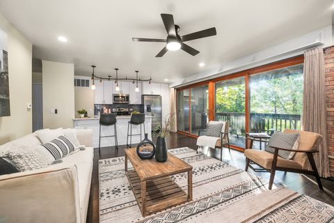 Tiny photo for 5501 Lakeside Drive #3B, Lisle, IL 60532 (MLS # 12488807)