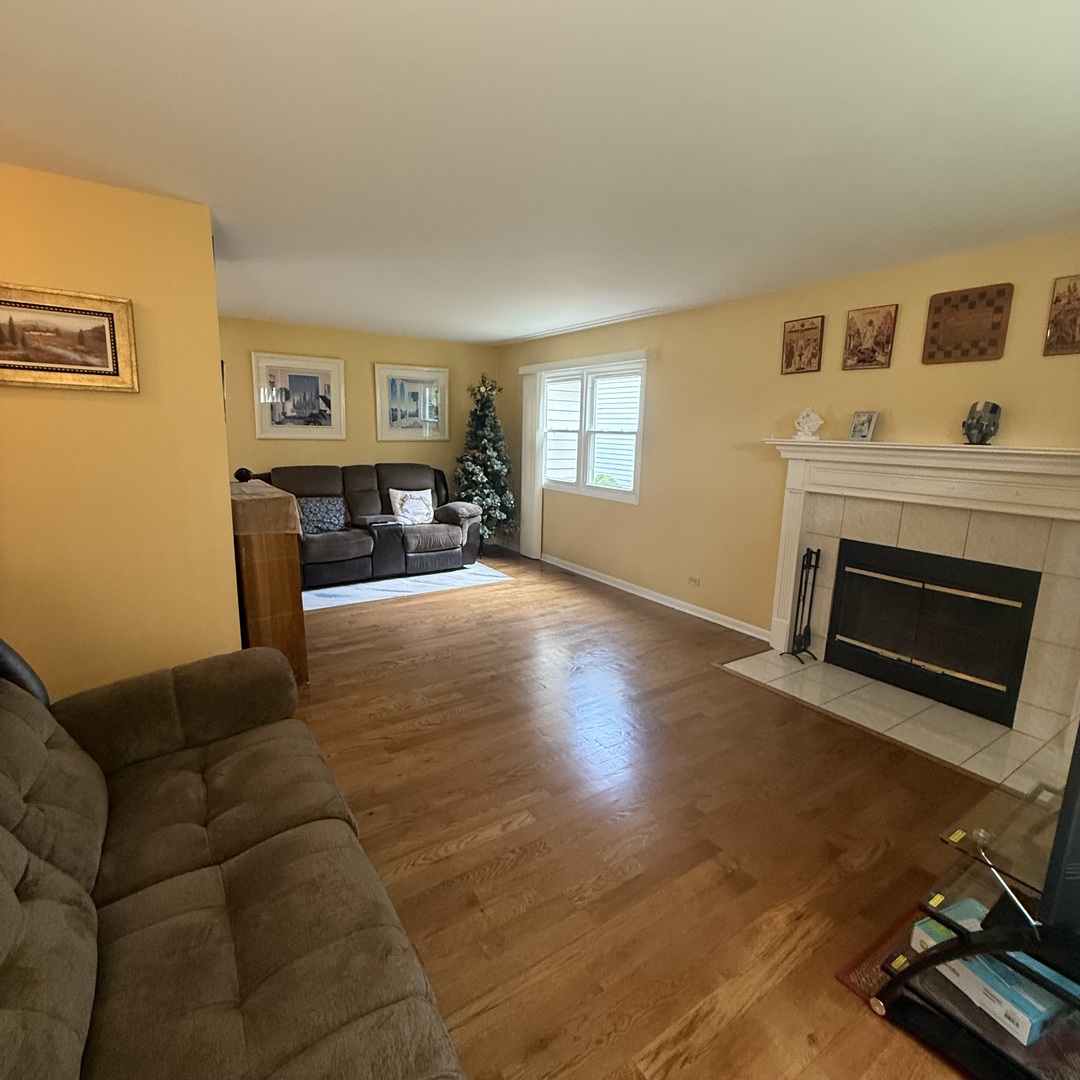 1742 Victor Terrace