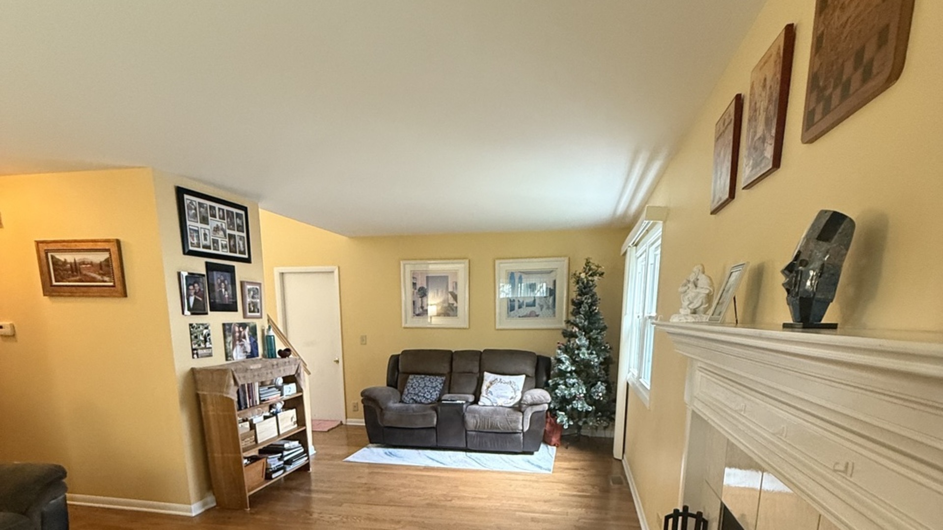 1742 Victor Terrace