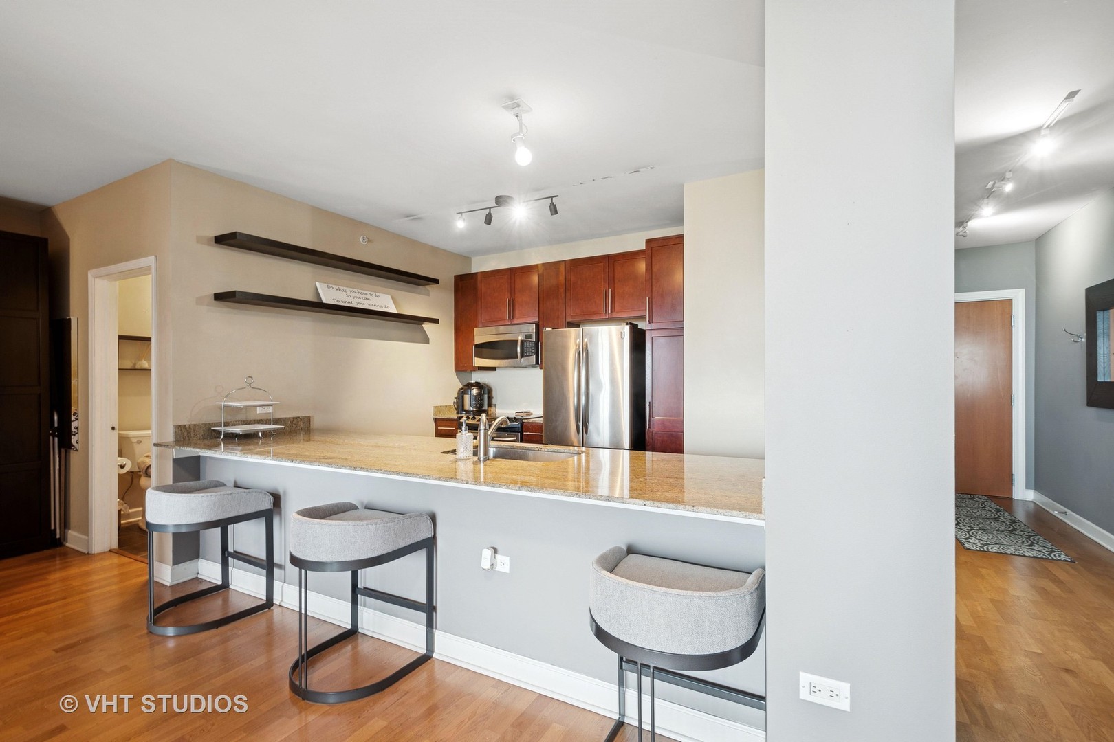 100 E 14th Street 1403