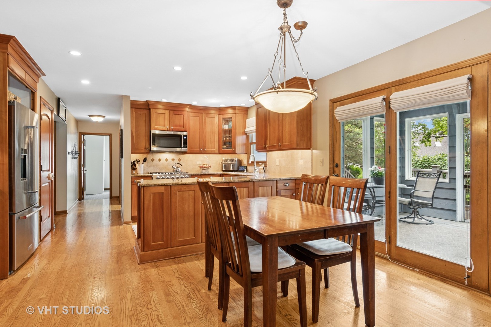 16 Rock River Court