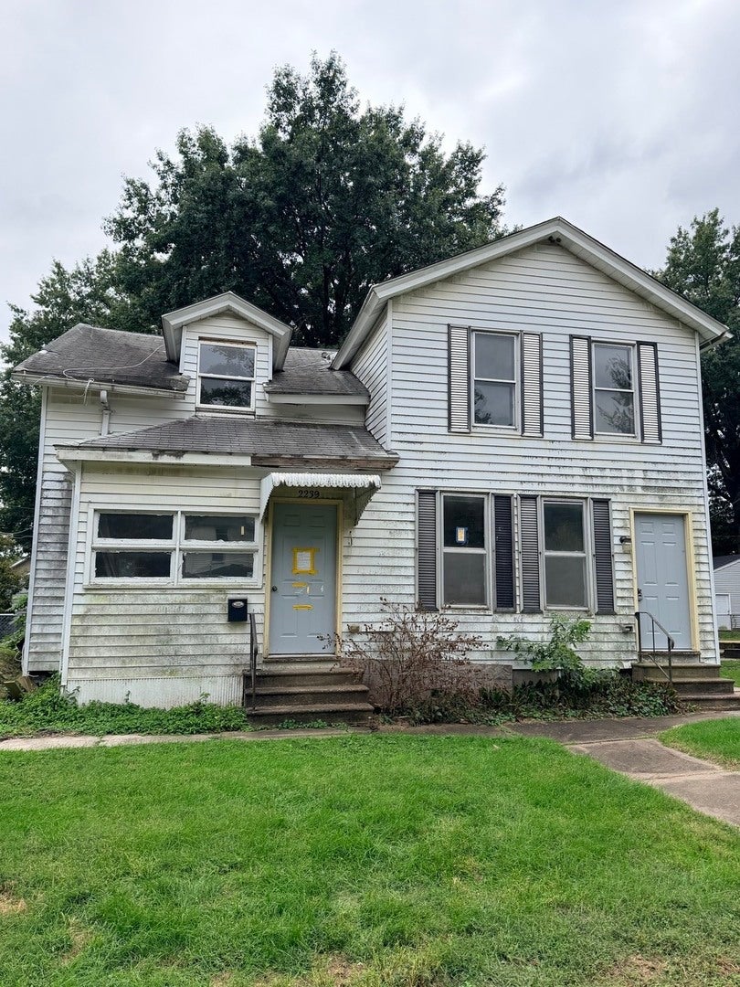 2239 W 4th Street