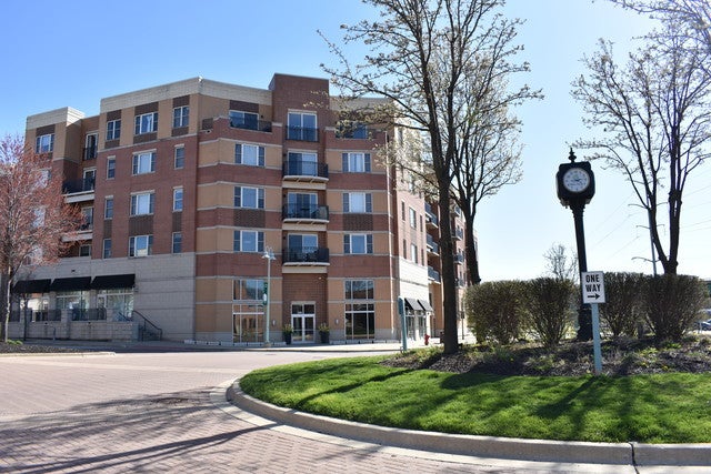 300 Village Circle 404