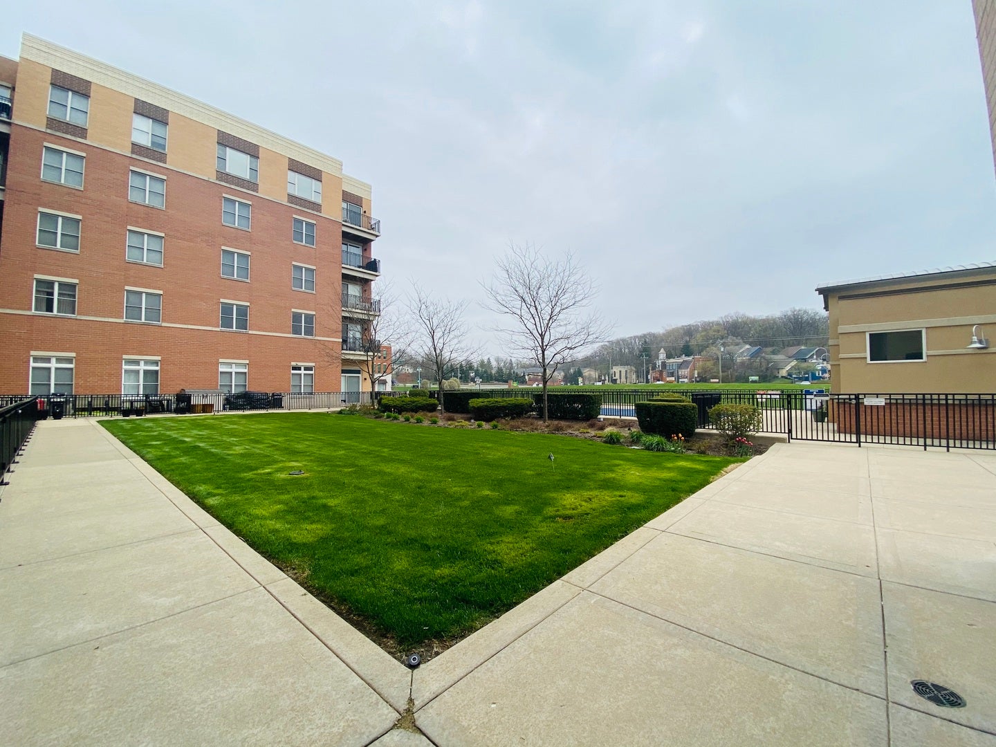 300 Village Circle 404