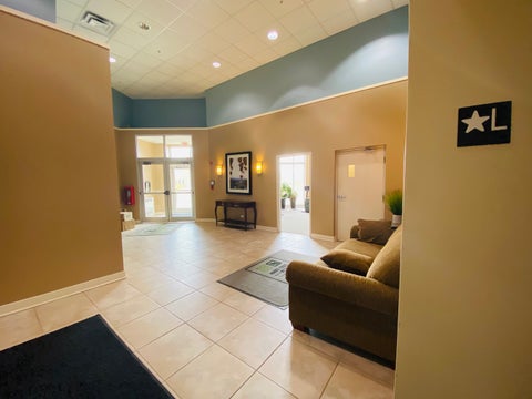 Tiny photo for 300 Village Circle #404, Willow Springs, IL 60480 (MLS # 12778215)