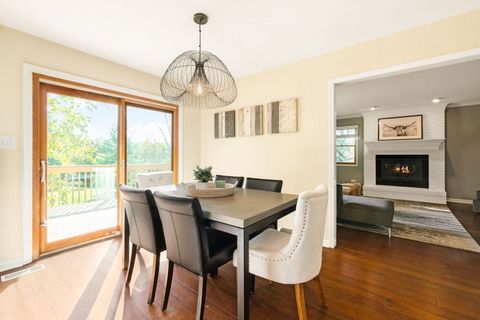 Tiny photo for 430 Westminster Drive, Burr Ridge, IL 60527 (MLS # 12490781)