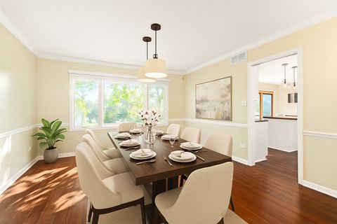 Tiny photo for 430 Westminster Drive, Burr Ridge, IL 60527 (MLS # 12490781)