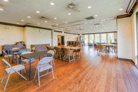 Tiny photo for 1401 Burr Oak Road #108B, Hinsdale, IL 60521 (MLS # 12418371)